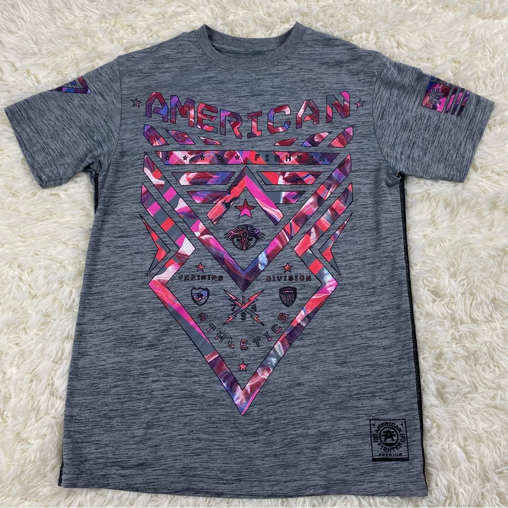 American Fighter Buckle Mens Shirt Heather Gray Pink & Purple Graphic Size Small